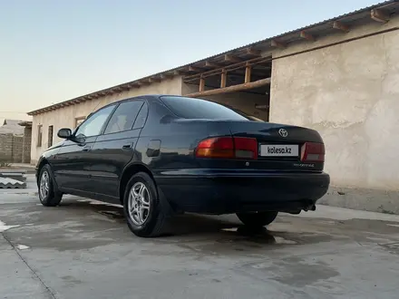 Toyota Carina E 1997 года за 1 650 000 тг. в Туркестан – фото 3