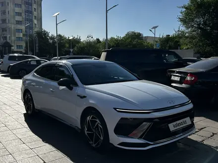 Hyundai Sonata 2024 года за 13 000 028 тг. в Астана – фото 3
