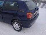 Volkswagen Golf 1995 года за 730 000 тг. в Щучинск – фото 2