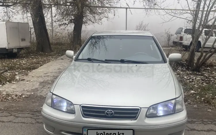 Toyota Camry 2001 годаfor4 700 000 тг. в Алматы