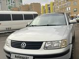 Volkswagen Passat 1997 годаfor1 700 000 тг. в Астана – фото 2