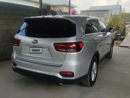 Kia Sorento 2018 года за 7 500 000 тг. в Шымкент – фото 7