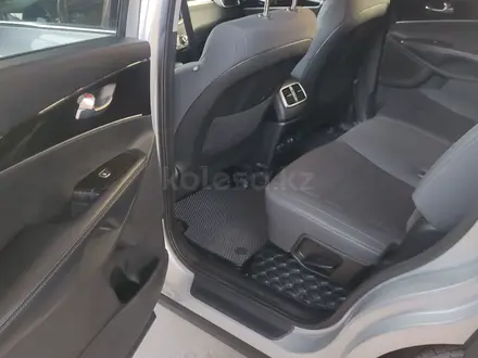 Kia Sorento 2018 года за 7 500 000 тг. в Шымкент – фото 8