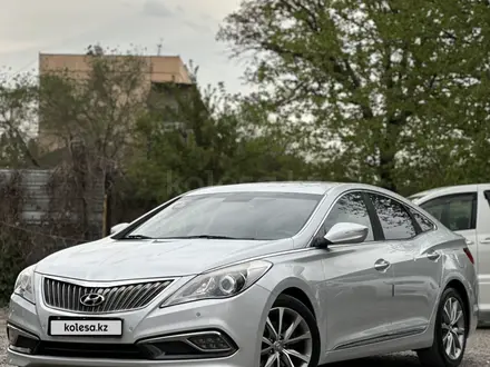 Hyundai Grandeur 2015 года за 8 800 000 тг. в Алматы