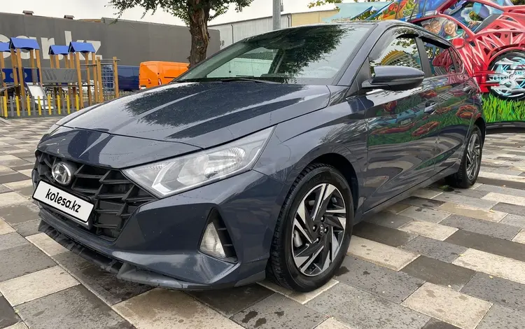 Hyundai i20 2023 годаfor7 400 000 тг. в Алматы