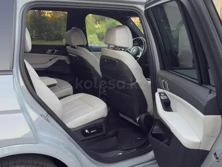 BMW X7 2022 года за 60 000 000 тг. в Астана – фото 11