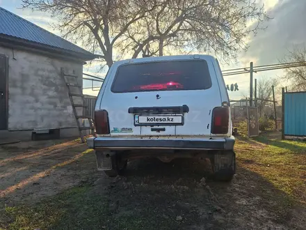 ВАЗ (Lada) Lada 2121 2013 года за 1 000 000 тг. в Актобе – фото 4