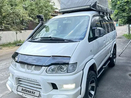 Mitsubishi Delica 2005 года за 11 500 000 тг. в Алматы – фото 4