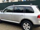 Volkswagen Touareg 2005 года за 6 000 000 тг. в Усть-Каменогорск – фото 4