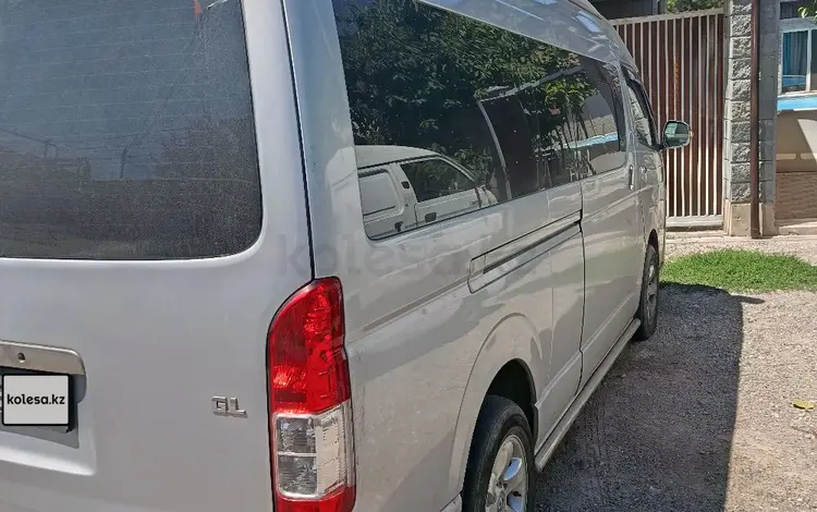 Toyota Hiace 2014 года за 13 700 000 тг. в Алматы