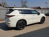 Mitsubishi Outlander 2023 года за 19 000 000 тг. в Алматы – фото 2