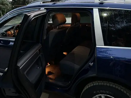Volkswagen Touareg 2008 года за 6 500 000 тг. в Алматы – фото 6