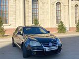 Volkswagen Jetta 2008 года за 1 850 000 тг. в Караганда – фото 5