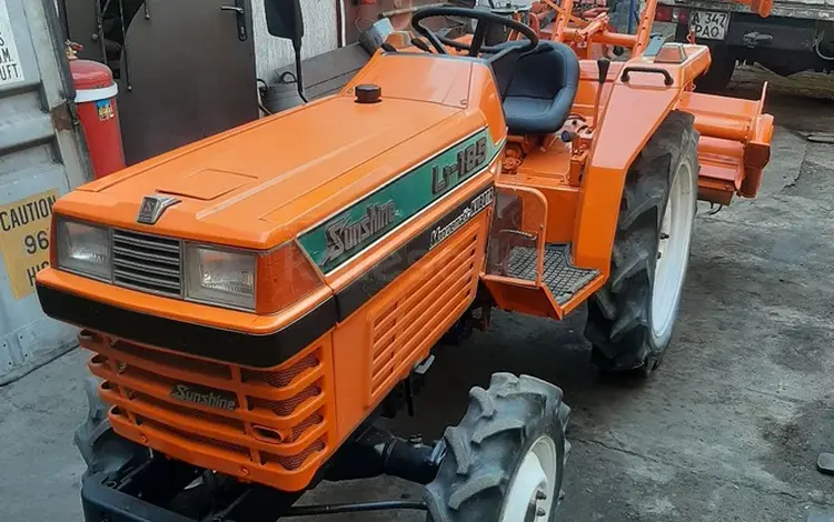 Kubota  Sunshine L1-185 2003 годаfor3 400 000 тг. в Алматы