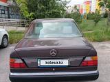 Mercedes-Benz E 200 1992 года за 2 600 000 тг. в Шымкент