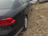 Volkswagen Passat 2014 года за 3 700 000 тг. в Шымкент – фото 2
