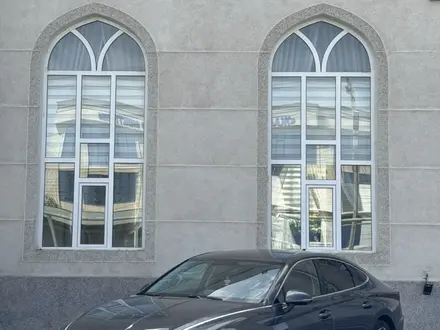 Hyundai Sonata 2023 года за 12 500 000 тг. в Шымкент – фото 2