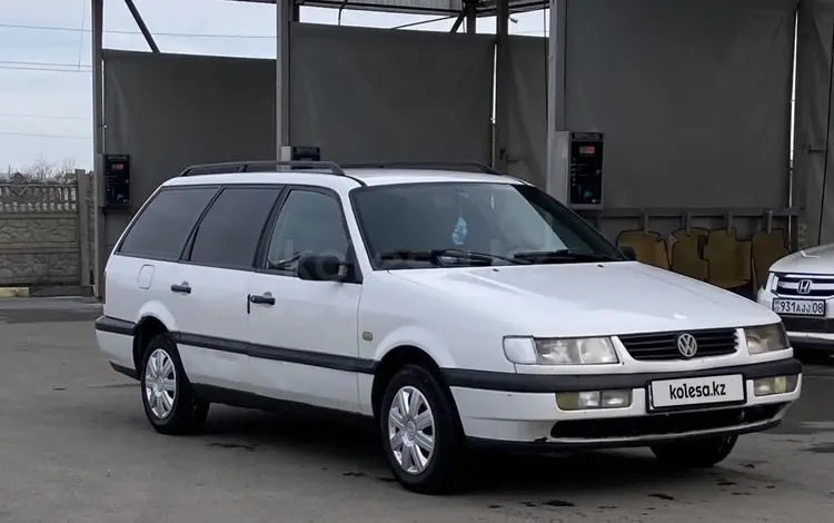 Volkswagen Passat 1994 годаүшін1 850 000 тг. в Тараз