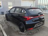 Hyundai i20 2023 года за 8 300 000 тг. в Актау – фото 3