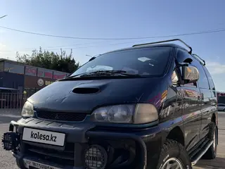 Mitsubishi Delica