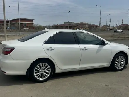 Toyota Camry 2014 годаүшін10 500 000 тг. в Атырау – фото 2