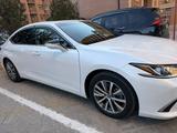 Lexus ES 250 2019 годаүшін17 500 000 тг. в Актау – фото 2