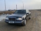 Mercedes-Benz E 220 1995 годаfor2 700 000 тг. в Аральск