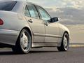 Mercedes-Benz E 320 1999 годаүшін5 800 000 тг. в Алматы – фото 5