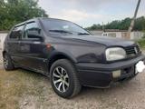 Volkswagen Golf 1993 года за 750 000 тг. в Алматы