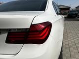 BMW 750 2012 года за 10 000 000 тг. в Алматы – фото 2