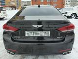 Hyundai Genesis 2014 годаүшін9 900 000 тг. в Астана – фото 4