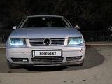 Volkswagen Bora 1999 года за 1 850 000 тг. в Семей – фото 2