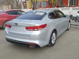 Kia K5 2016 года за 4 475 000 тг. в Сарань – фото 2