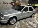 Mercedes-Benz E 280 1994 годаfor1 800 000 тг. в Тараз – фото 2