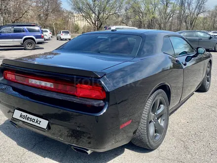 Dodge Challenger 2014 года за 9 490 000 тг. в Алматы – фото 8