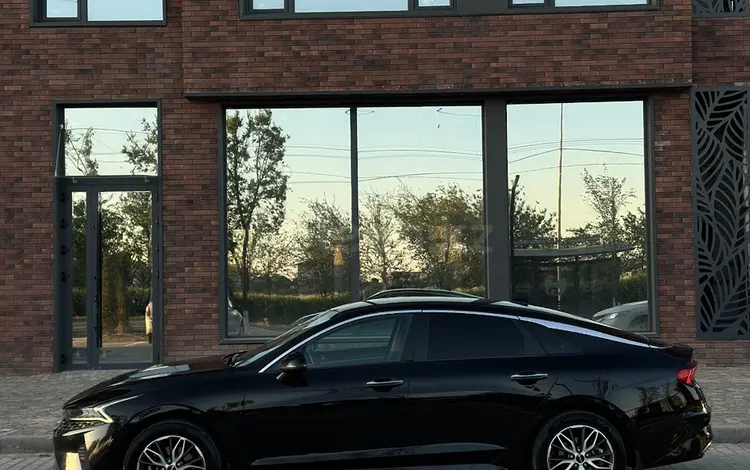 Kia K5 2021 года за 11 800 000 тг. в Шымкент