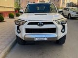 Toyota 4Runner 2018 года за 17 800 000 тг. в Актау – фото 3