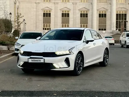 Kia K5 2025 года за 13 500 000 тг. в Астана