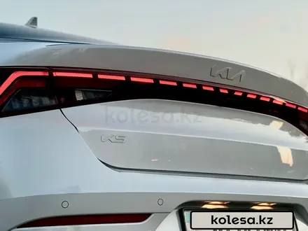 Kia K5 2025 года за 13 500 000 тг. в Астана – фото 9