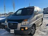 Hyundai Starex 2005 годаүшін4 000 000 тг. в Актобе – фото 2