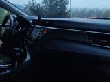 Toyota Camry 2020 года за 14 500 000 тг. в Шымкент – фото 5