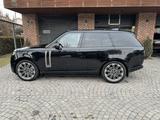 Land Rover Range Rover 2024 года за 92 000 000 тг. в Алматы – фото 5
