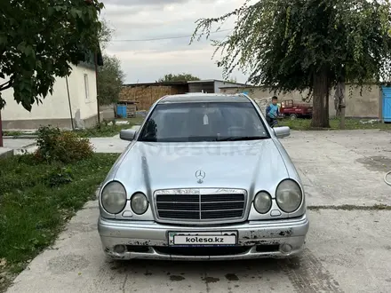 Mercedes-Benz E 280 1996 года за 1 700 000 тг. в Кордай