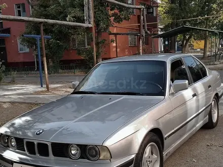 BMW 520 1991 года за 1 750 000 тг. в Туркестан – фото 4