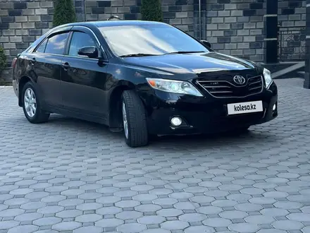 Toyota Camry 2009 года за 7 500 000 тг. в Тараз – фото 2