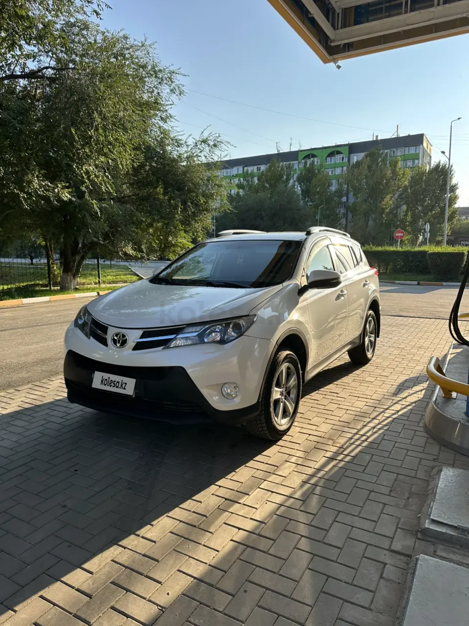 Toyota RAV4, 2015