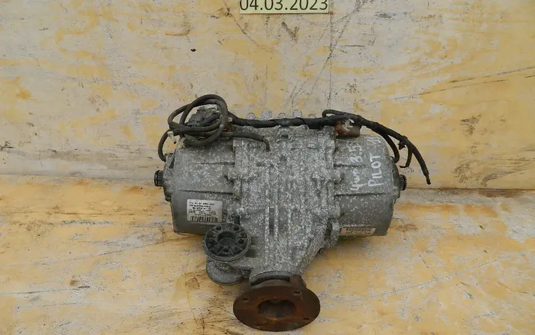 РЕДУКТОР ЗАДНЕГО МОСТА (ДИФФЕРЕНЦИАЛ) за 165 000 тг. в Алматы