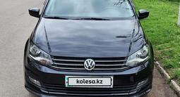 Volkswagen Polo 2016 года за 6 950 000 тг. в Алматы – фото 3