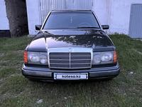 Mercedes-Benz E 230 1991 года за 2 100 000 тг. в Шымкент