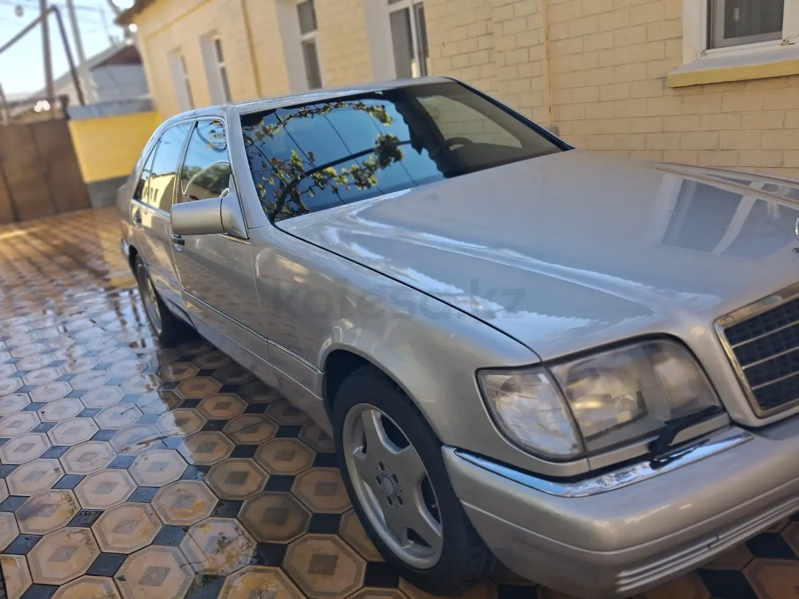Mercedes-Benz S-Class, 1992